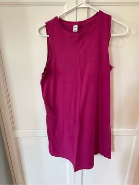 Old Navy Sleeveless Pocket Tank Dress in Fuchsia